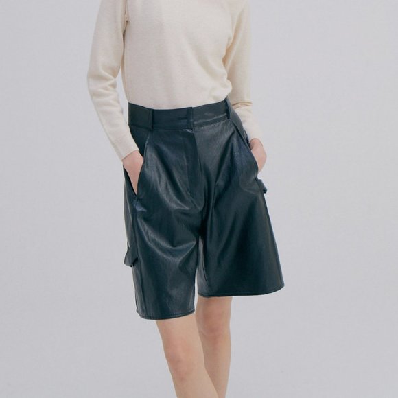 WNDERKAMMER Vegan Leather Shorts size Small - Picture 8 of 9